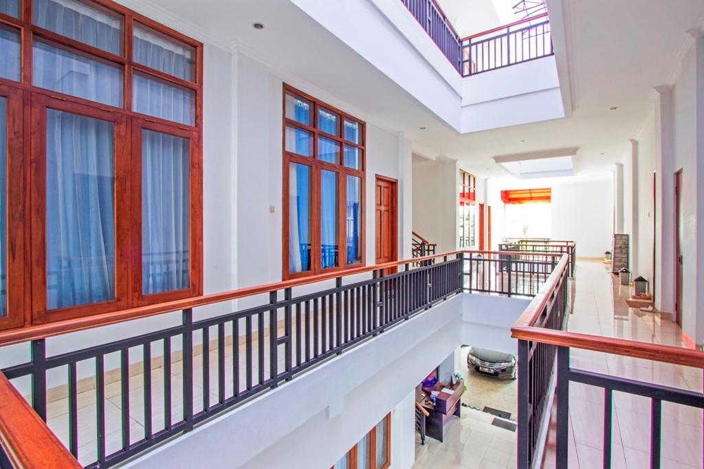 Reddoorz @ Plemburan Hotel Sleman  Luaran gambar