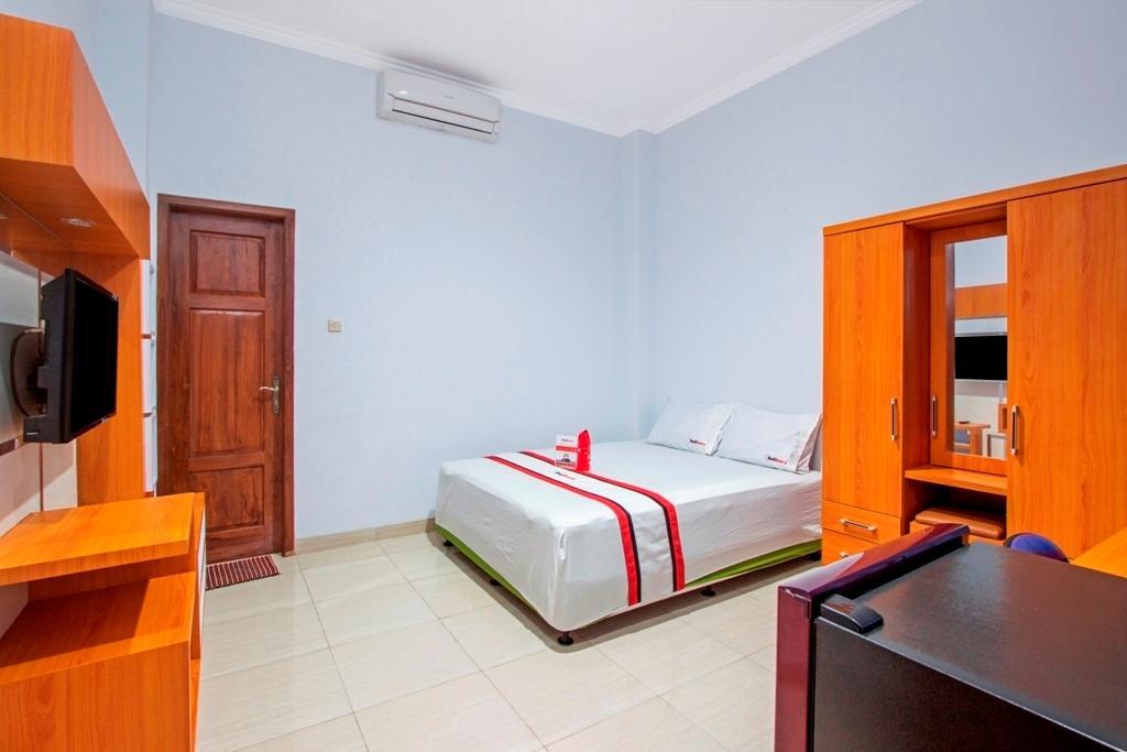 Reddoorz @ Plemburan Hotel Sleman  Luaran gambar